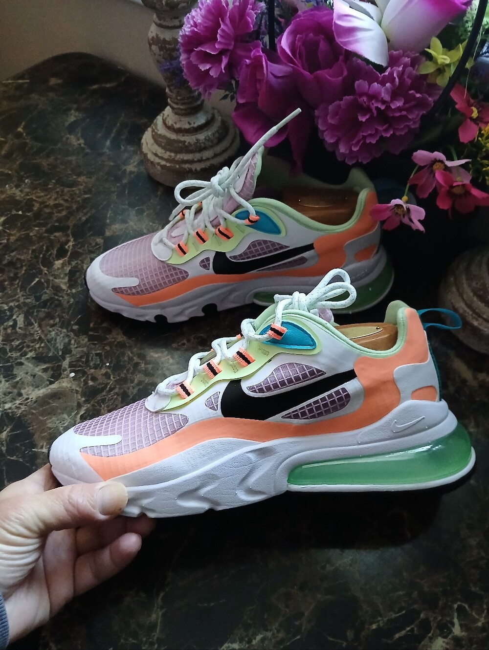 Nike AirMax 270 React SE Comfort/Athletic Lifestyle Shoes Size 8.5 for Women - Picture 6 of 14